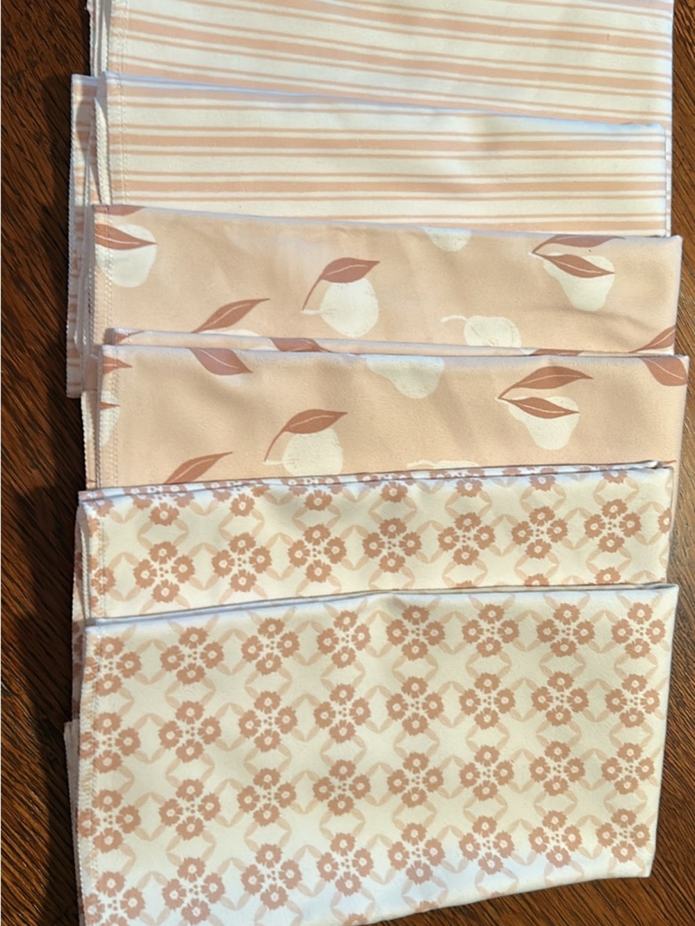 Geometry Brand Dinner Napkins NEW Set of 6